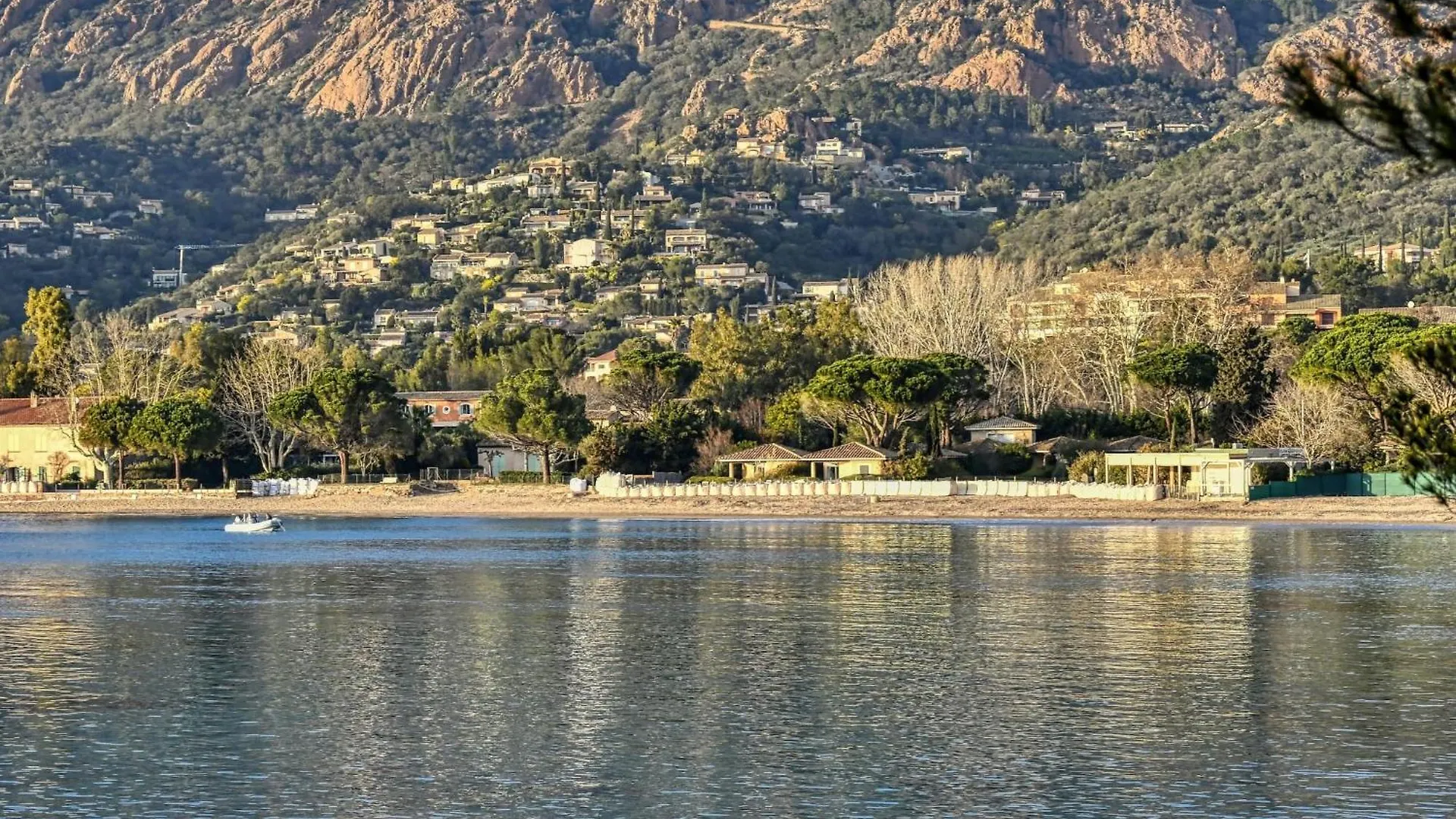 Holiday Home Maison Mime By Interhome Saint-Raphaël